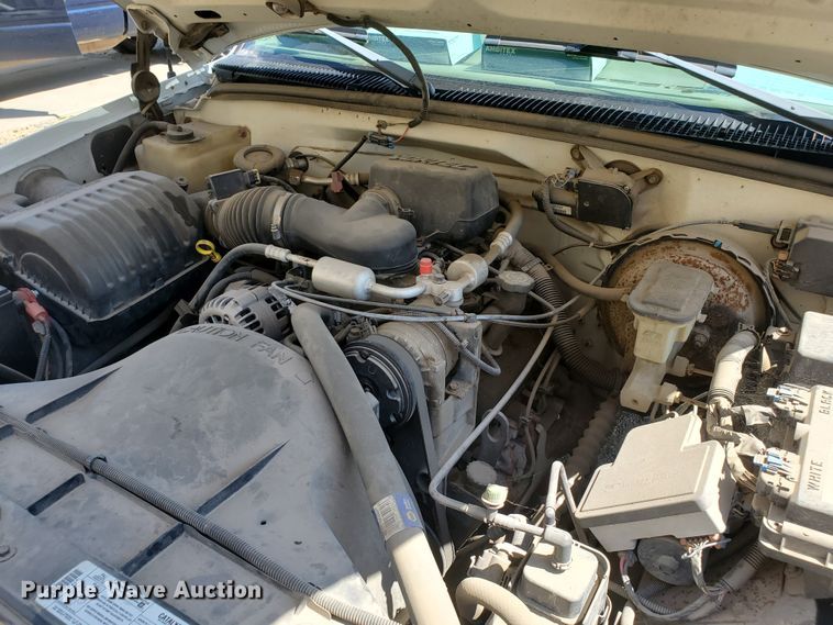 image for item DF5606 1998 Chevrolet 1500  pickup truck