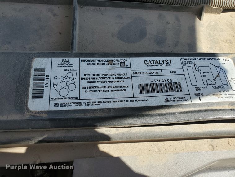 image for item DF5606 1998 Chevrolet 1500  pickup truck