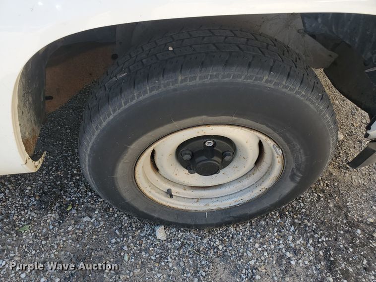 image for item DF5606 1998 Chevrolet 1500  pickup truck