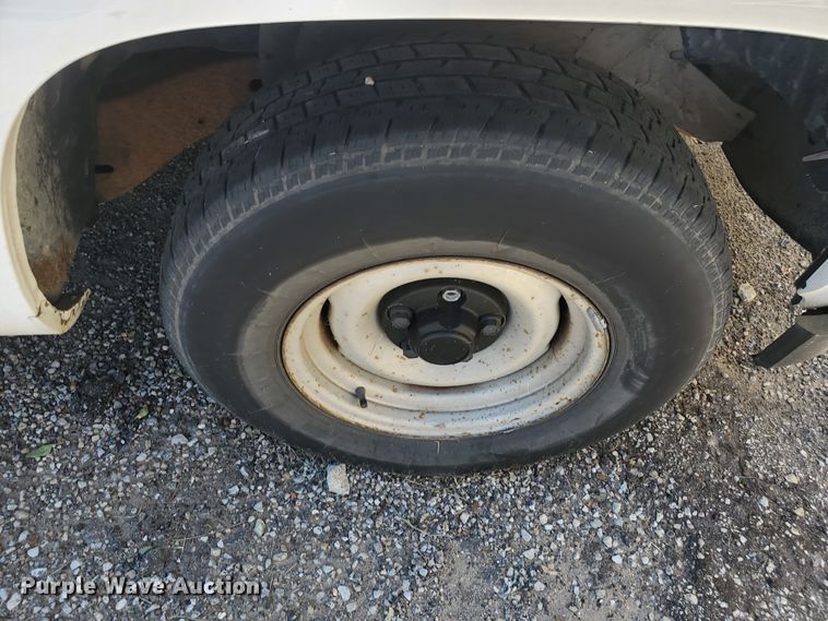 image for item DF5606 1998 Chevrolet 1500  pickup truck