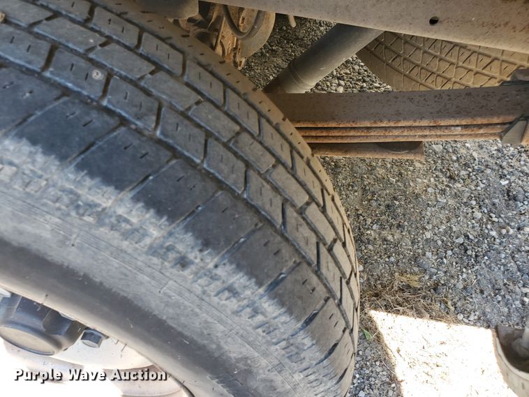 image for item DF5606 1998 Chevrolet 1500  pickup truck