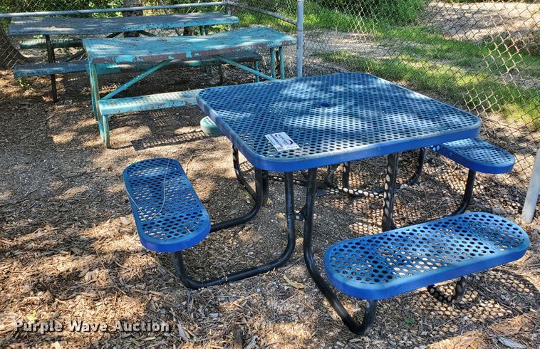 image for item DF5610 (3) picnic tables