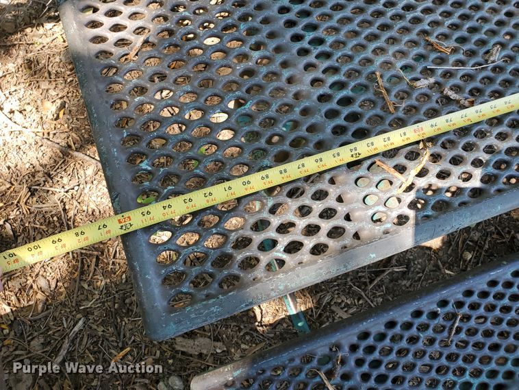 image for item DF5610 (3) picnic tables