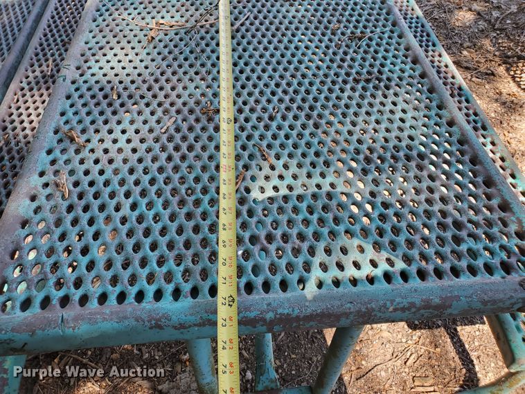 image for item DF5610 (3) picnic tables