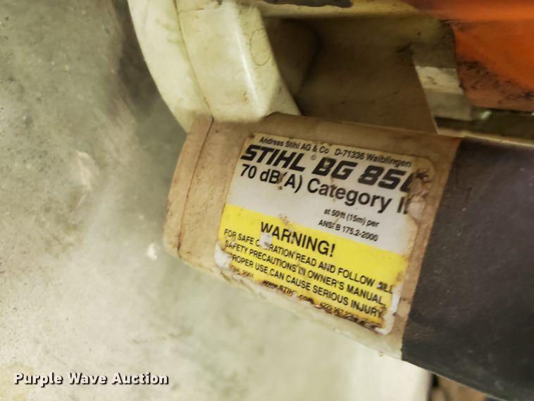 image for item DF5611 Lawn and garden equipment