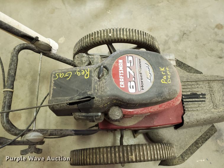 image for item DF5612 Craftsman string trimmer