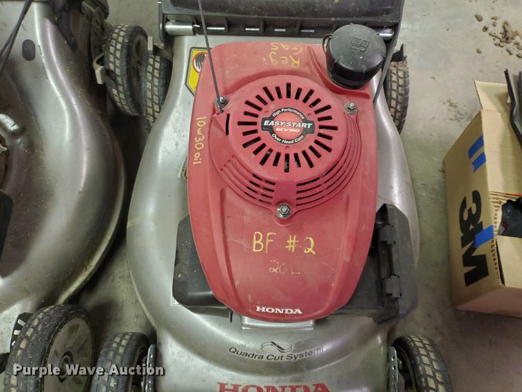 image for item DF5613 (2) Honda HRR2167PDA push mowers