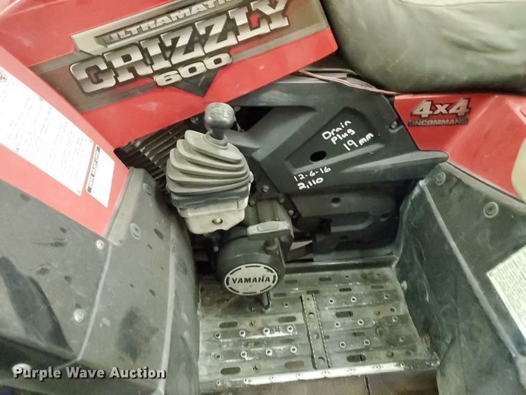 image for item DF5614 2001 Yamaha Grizzly 600  ATV