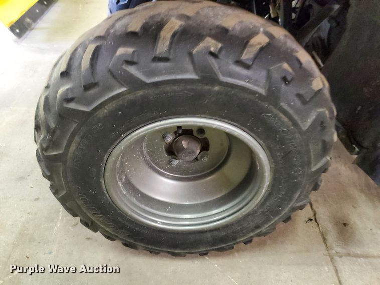 image for item DF5614 2001 Yamaha Grizzly 600  ATV