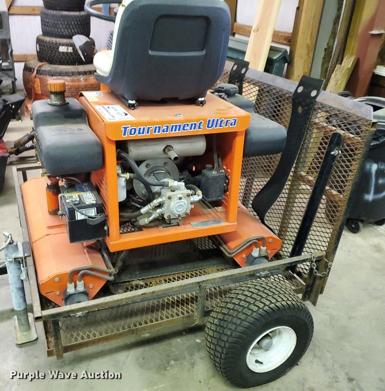 image for item DF5615 Smithco 7580 Tournament Ultra greens roller