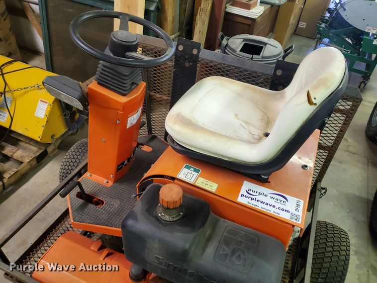 image for item DF5615 Smithco 7580 Tournament Ultra greens roller