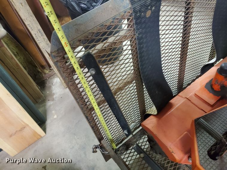 image for item DF5615 Smithco 7580 Tournament Ultra greens roller