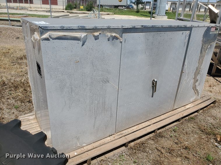 image for item DF5616 2015 Hot Box LB4NS insulated enclosure