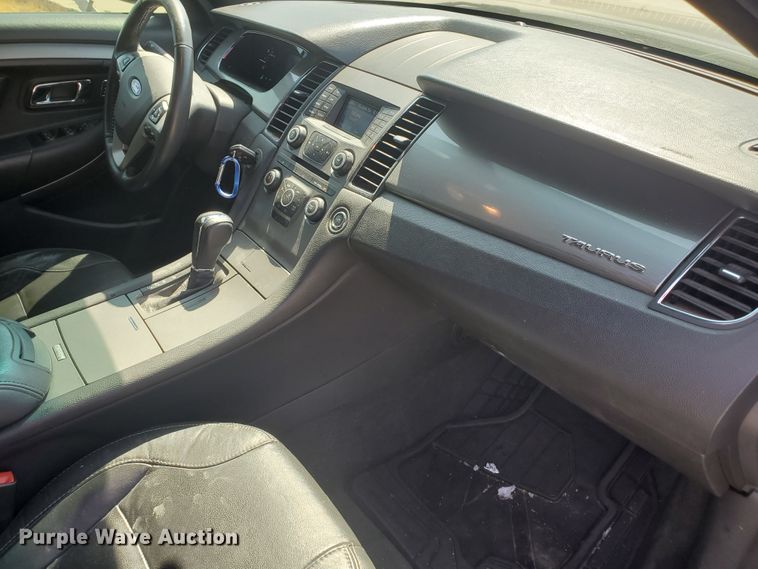 image for item DF5646 2014 Ford Taurus