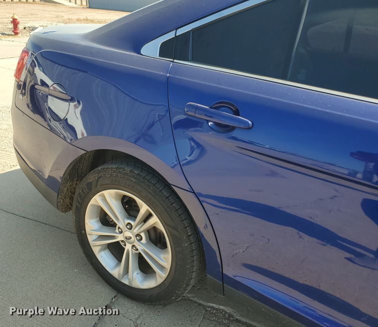 image for item DF5646 2014 Ford Taurus