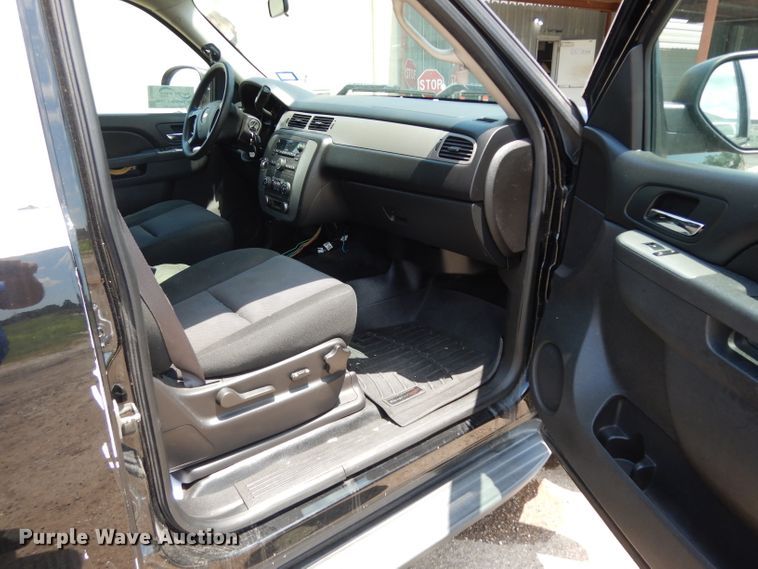 image for item DG6890 2014 Chevrolet Tahoe Police  SUV