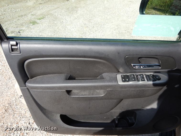 image for item DG6949 2013 Chevrolet Tahoe Police  SUV