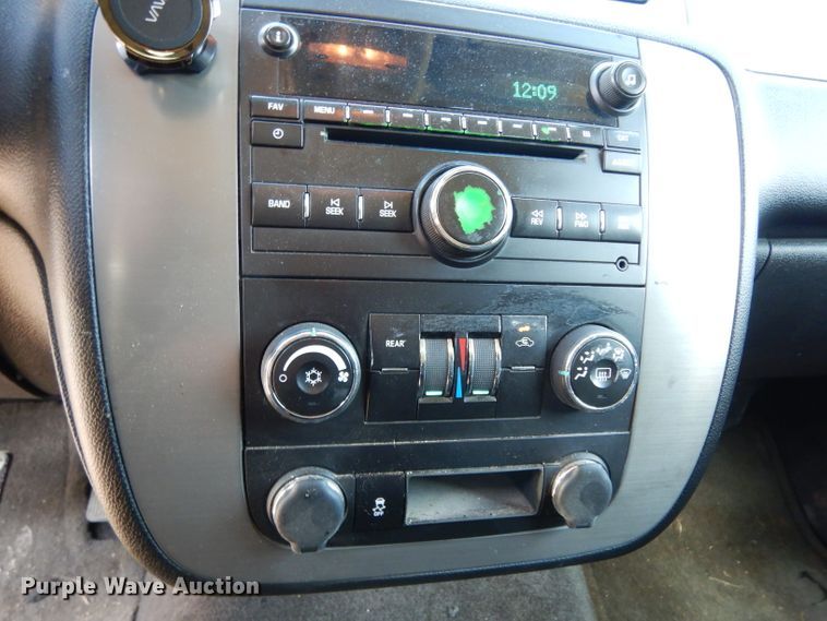 image for item DG6949 2013 Chevrolet Tahoe Police  SUV