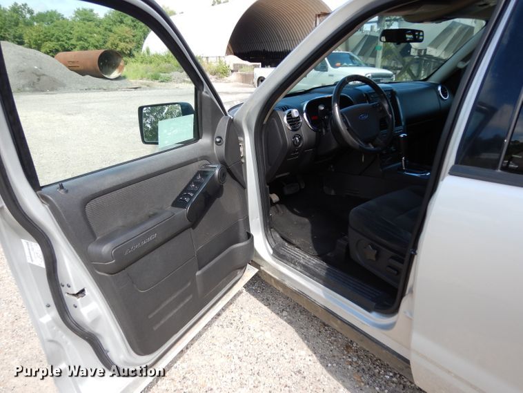 image for item DG6950 2009 Ford Explorer  SUV