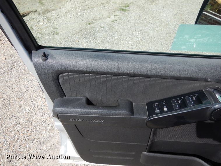 image for item DG6950 2009 Ford Explorer  SUV