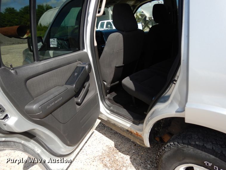 image for item DG6950 2009 Ford Explorer  SUV