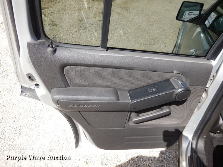 image for item DG6950 2009 Ford Explorer  SUV