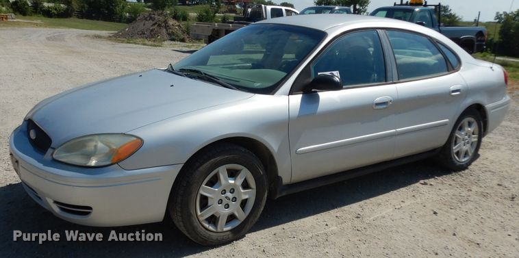 image for item DG6966 2006 Ford Taurus