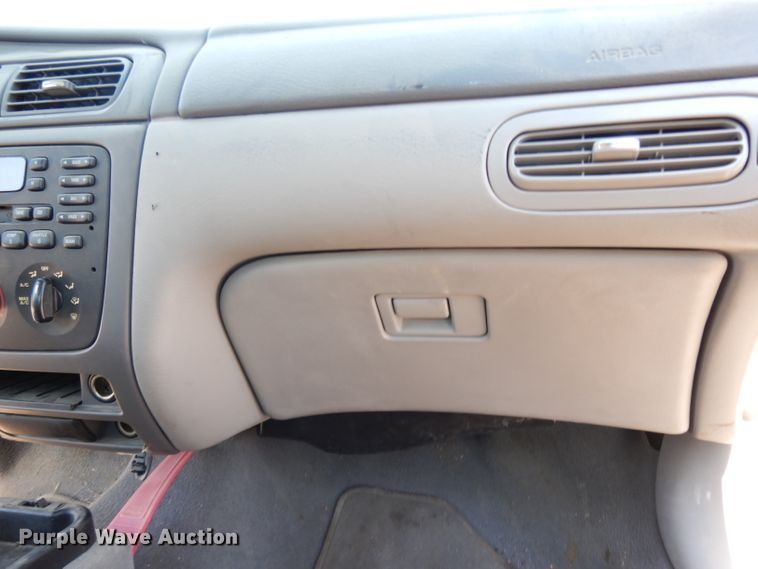 image for item DG6966 2006 Ford Taurus