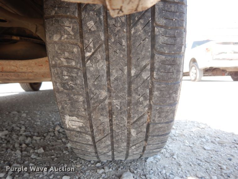 image for item DG6966 2006 Ford Taurus