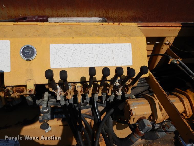 image for item DG6967 Neal DM6000  paver