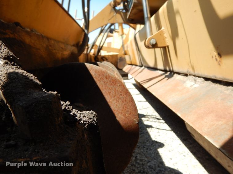 image for item DG6967 Neal DM6000  paver