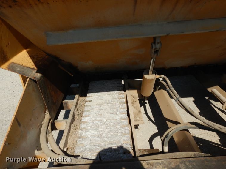 image for item DG6967 Neal DM6000  paver