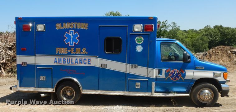 image for item DG7980 2007 Ford E450  ambulance
