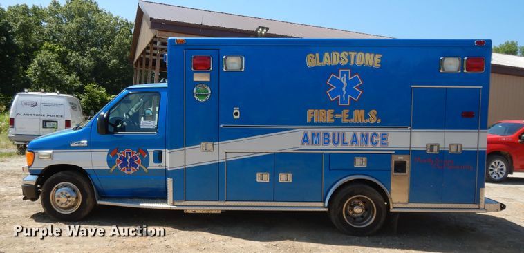 image for item DG7980 2007 Ford E450  ambulance