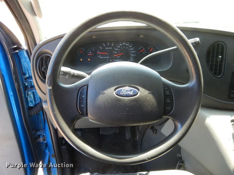 image for item DG7980 2007 Ford E450  ambulance