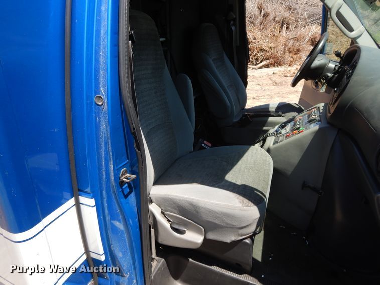 image for item DG7980 2007 Ford E450  ambulance