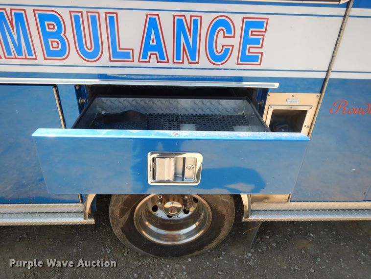 image for item DG7980 2007 Ford E450  ambulance