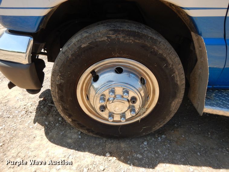 image for item DG7980 2007 Ford E450  ambulance