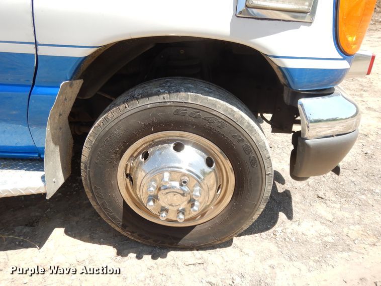 image for item DG7980 2007 Ford E450  ambulance