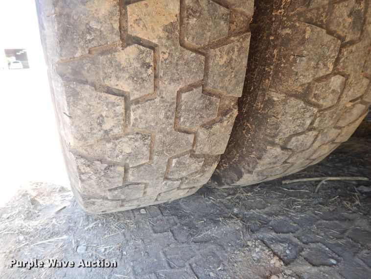 image for item DG7980 2007 Ford E450  ambulance