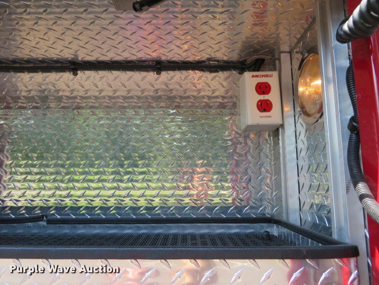 image for item DH1128 2008 Ford F450 Super Duty XLT  ambulance