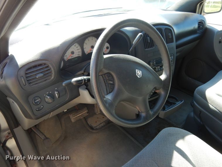 image for item DH6574 2005 Dodge Grand Caravan SE  van