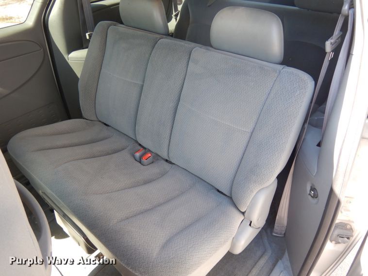 image for item DH6574 2005 Dodge Grand Caravan SE  van