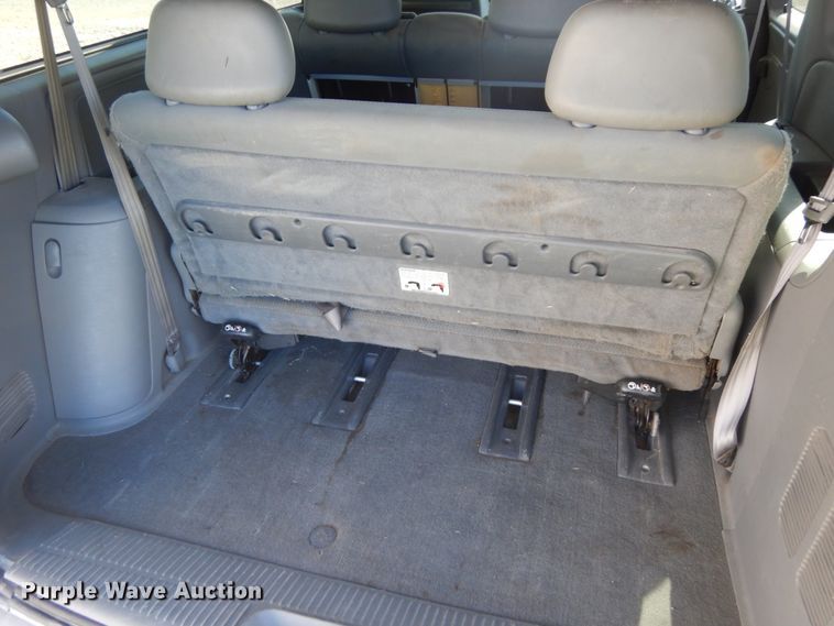 image for item DH6574 2005 Dodge Grand Caravan SE  van