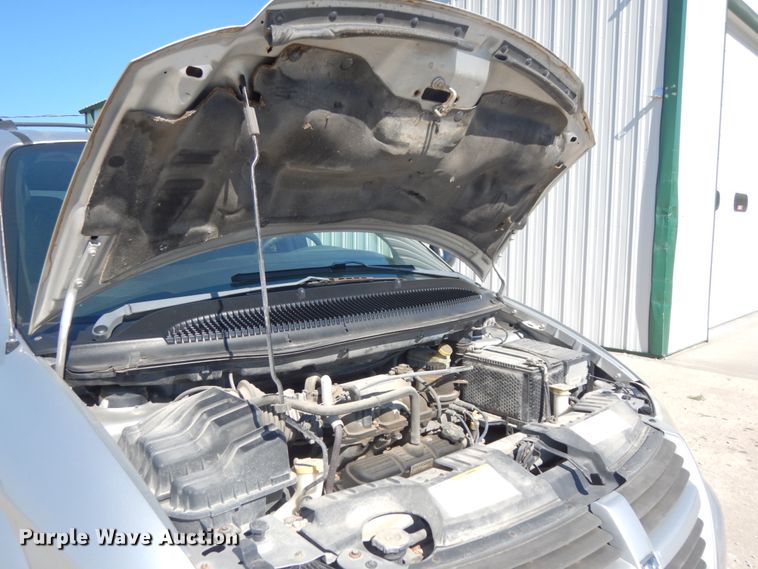 image for item DH6574 2005 Dodge Grand Caravan SE  van
