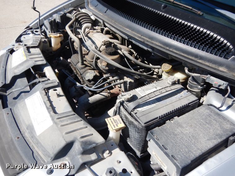 image for item DH6574 2005 Dodge Grand Caravan SE  van