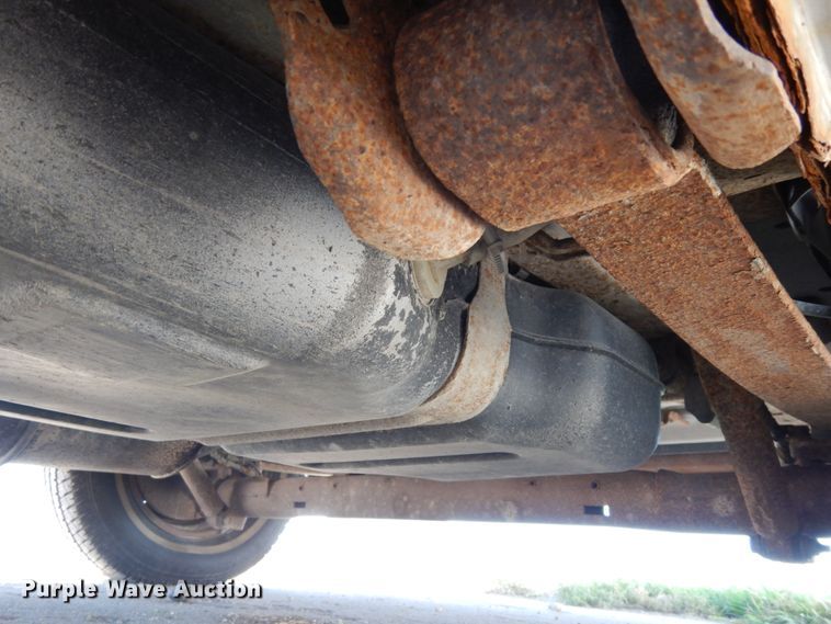 image for item DH6574 2005 Dodge Grand Caravan SE  van