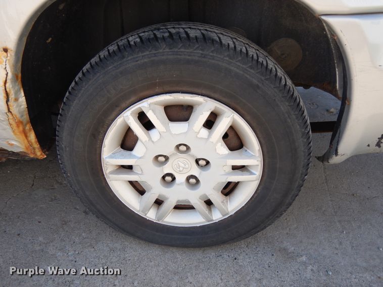 image for item DH6574 2005 Dodge Grand Caravan SE  van