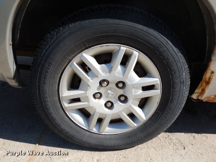 image for item DH6574 2005 Dodge Grand Caravan SE  van