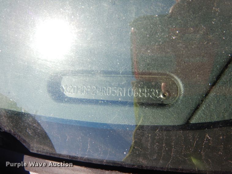 image for item DH6574 2005 Dodge Grand Caravan SE  van